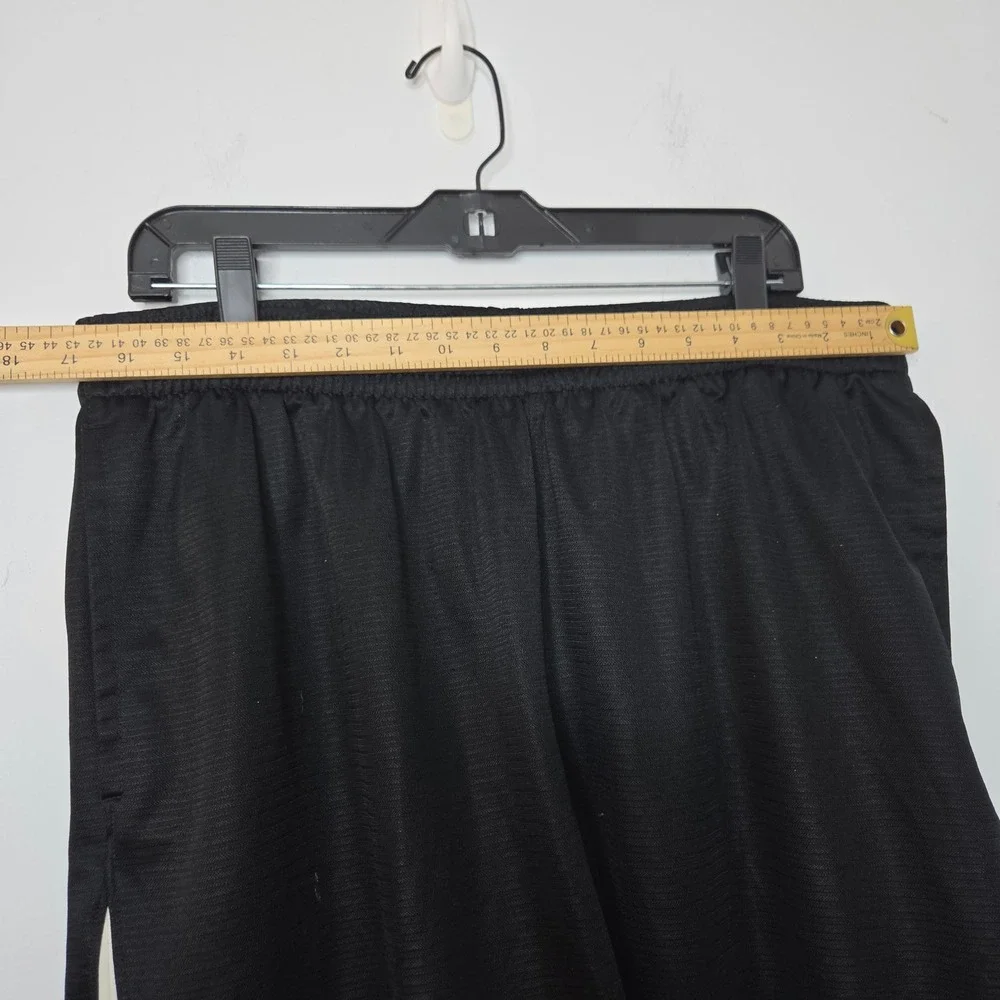 Nike Basketball Shorts Mens XL Black Red White Mesh Athletic Activewear Pockets